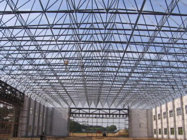 常德网架加工材料的选择应该注意哪些问题？